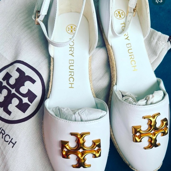 Tory burch Shoes - Picture 1 of 3